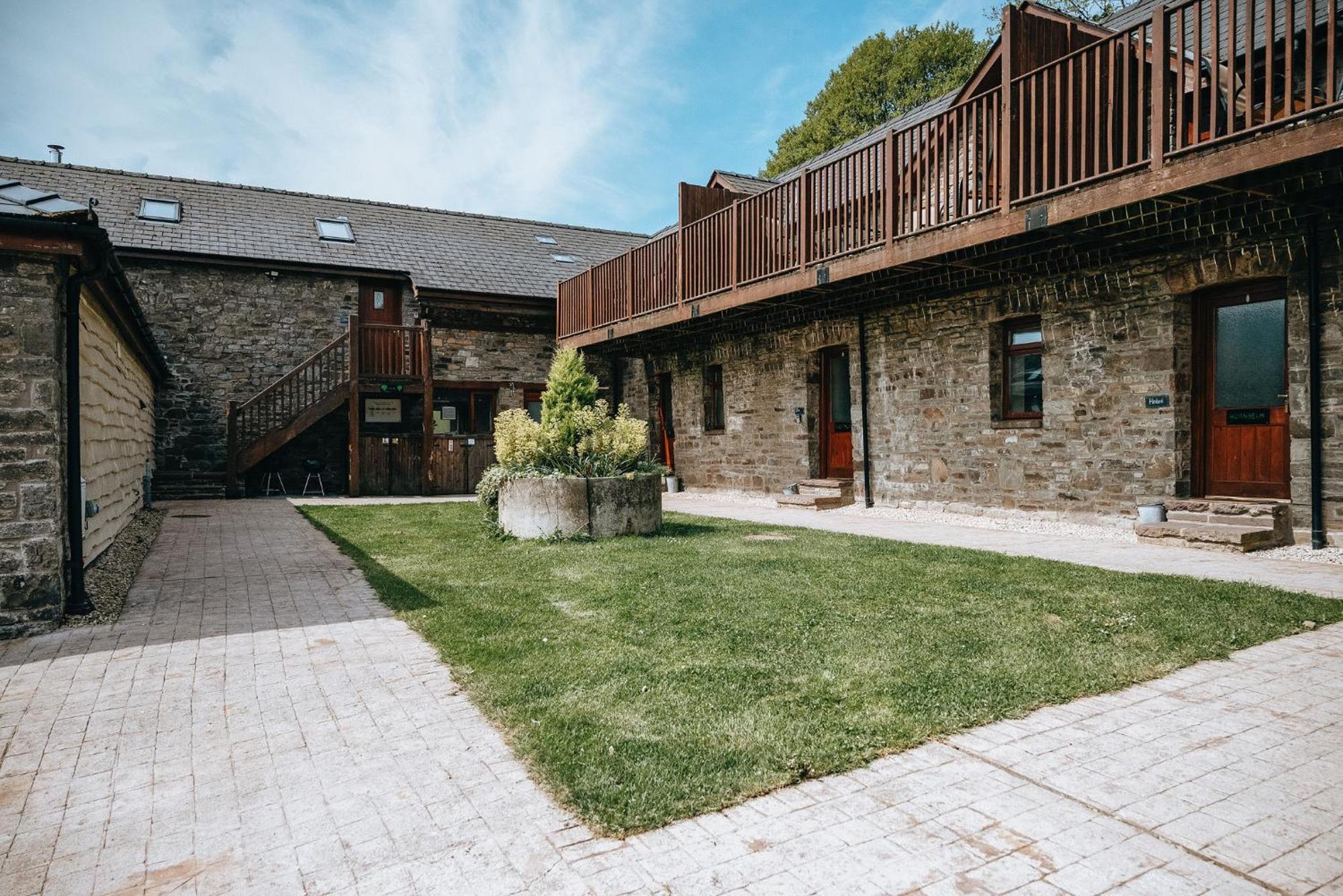 Vale Farm Cottages Brecon Ngoại thất bức ảnh
