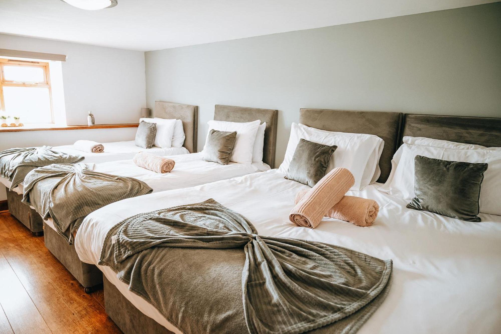 Vale Farm Cottages Brecon Ngoại thất bức ảnh
